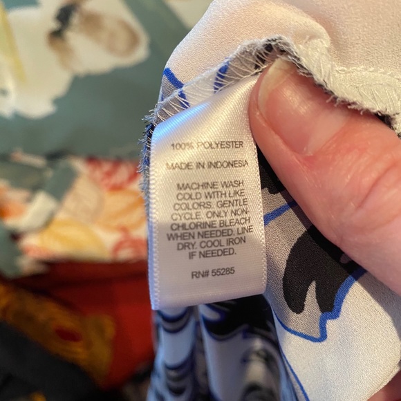 Express shirt size large like new - Picture 3 of 5